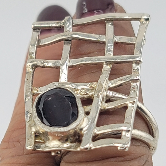 GARNET NET STATEMENT RING HANDMADE IN STERLING SILVER METAL 6 - Picture 7 of 7